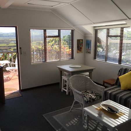 Moonriver Self Catering Plettenberg Bay Szoba fotó